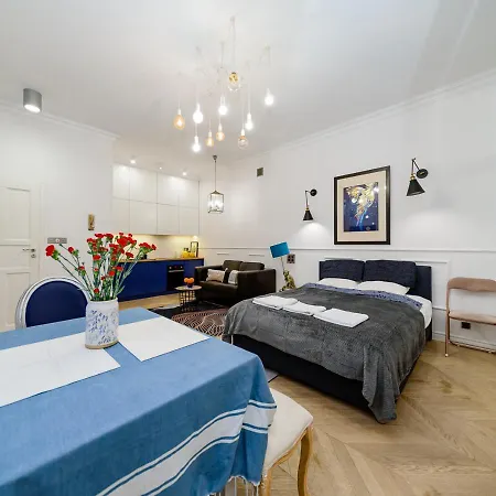 żurawia Street Apartament